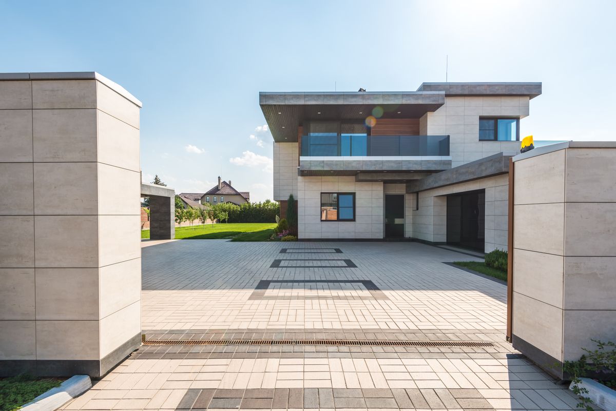 Elegant luxury residential property